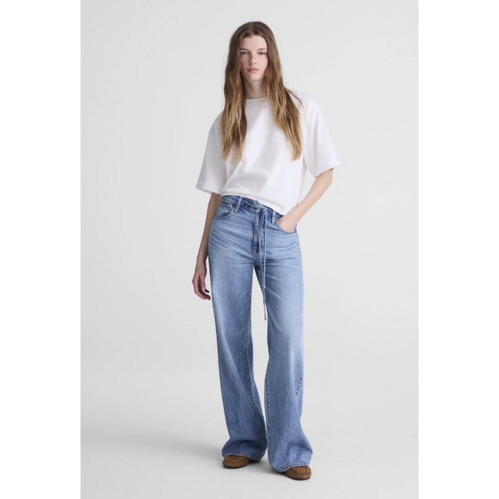 NWOT Madewell The Ultimate Wide-Leg Jean in Airy Denim Women's 26 #NV370 Su2025